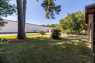 218 N Franklin Ave, Cleveland, TX 77327 - Photo 5