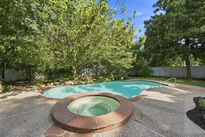 23 S Brokenfern Drive Drive, The Woodlands, TX 77380 - Photo 37