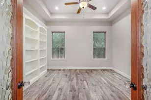 1707 Madera Oaks Ct, Conroe, TX 77304 - Photo 17