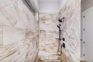 1707 Madera Oaks Ct, Conroe, TX 77304 - Photo 11