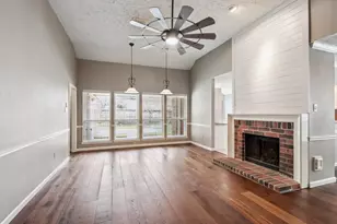 14407 Sun Harbor Dr, Houston, TX 77062 - Photo 5