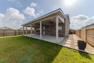 2074 Solstice Lndg Dr, Brookshire, TX 77423 - Photo 35