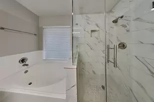 3023 Glencullen Ln, Pearland, TX 77584 - Photo 9