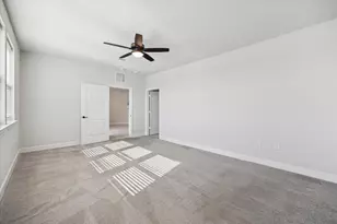 6804 Westview Dr, Houston, TX 77055 - Photo 9