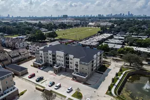 6804 Westview Dr, Houston, TX 77055 - Photo 21