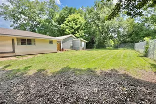 412 Selkirk St, Grapeland, TX 75844 - Photo 31