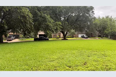 4511 Lake Village Drive, Fulshear, TX 77441 - Photo 5