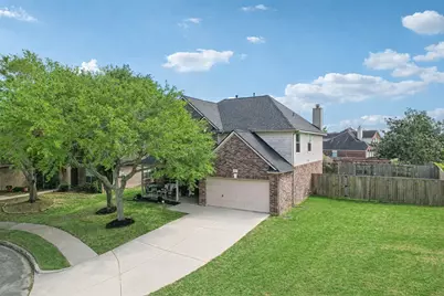 8002 Cross Trail Drive, Sugar Land, TX 77479 - Photo 29