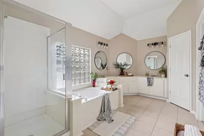 8002 Cross Trail Drive, Sugar Land, TX 77479 - Photo 21