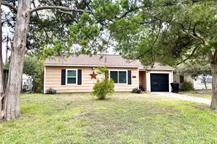 6713 Barney Rd, Houston, TX 77092 - Photo 1