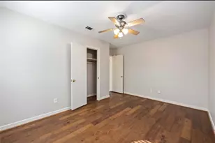 6713 Barney Rd, Houston, TX 77092 - Photo 9