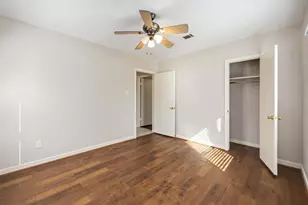 6713 Barney Rd, Houston, TX 77092 - Photo 11