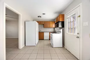 6713 Barney Rd, Houston, TX 77092 - Photo 7