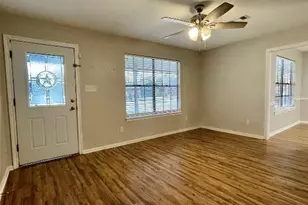 809 Manor Dr, Angleton, TX 77515 - Photo 5