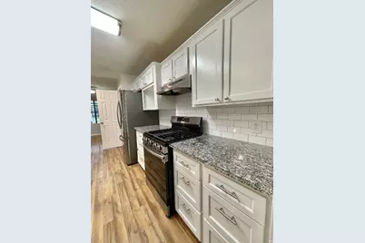 809 Manor Drive, Angleton, TX 77515 - Photo 21