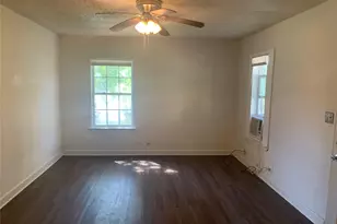 1412 15th St, Huntsville, TX 77340 - Photo 7