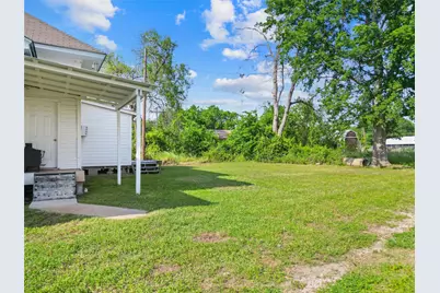 327 S Robb Street, Trinity, TX 75862 - Photo 17