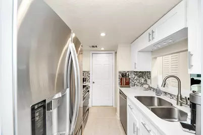 9512 Windswept Lane #9512, Houston, TX 77063 - Photo 17