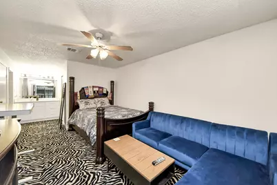 9512 Windswept Lane #9512, Houston, TX 77063 - Photo 37