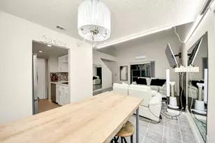 9512 Windswept Ln, Houston, TX 77063 - Photo 21