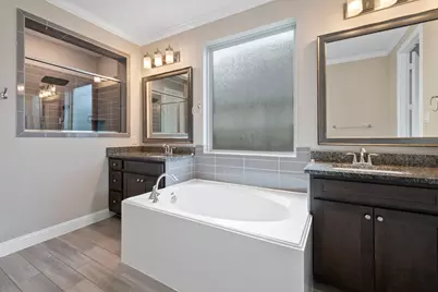3235 Bellwick Chase Lane, Houston, TX 77365 - Photo 9