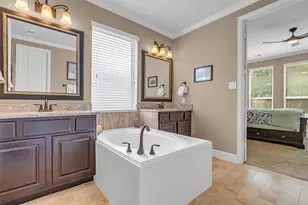 43 Hearthshire Circle Circle, The Woodlands, TX 77354 - Photo 25