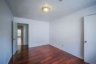 7010 Captain Dr, Houston, TX 77036 - Photo 23