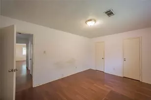 7010 Captain Dr, Houston, TX 77036 - Photo 31