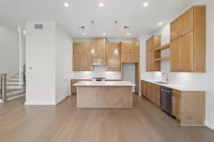 1713 Bologna Ln, Houston, TX 77055 - Photo 7