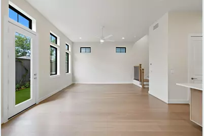 1713 Bologna Lane, Houston, TX 77055 - Photo 11