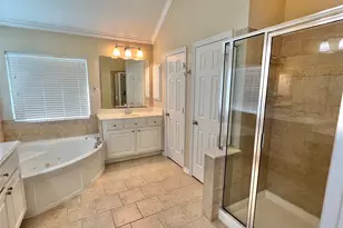 11712 Summer Brook Ct, Pearland, TX 77584 - Photo 11
