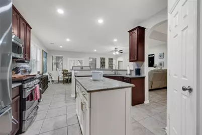 501 Burham Lane, League City, TX 77573 - Photo 13