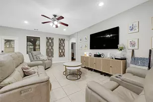 501 Burham Ln, League City, TX 77573 - Photo 11