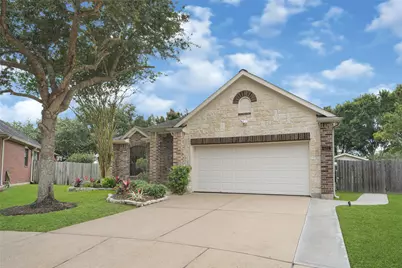 501 Burham Lane, League City, TX 77573 - Photo 3