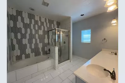 1828 Fletcher Street, Houston, TX 77009 - Photo 9