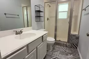 1828 Fletcher St, Houston, TX 77009 - Photo 17