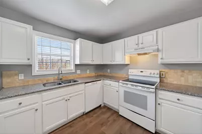 2302 Abernathy Street, Houston, TX 77026 - Photo 7