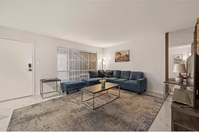 2201 Fountain View Drive #29, Houston, TX 77057 - Photo 5