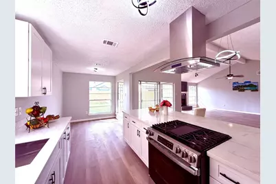 12071 Plumbrook Drive, Houston, TX 77099 - Photo 15