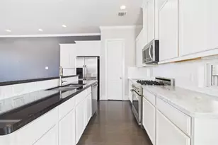 2724 Rutland St, Houston, TX 77008 - Photo 11