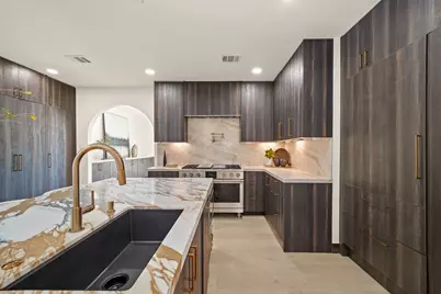 5207 Braesheather Drive, Houston, TX 77096 - Photo 9