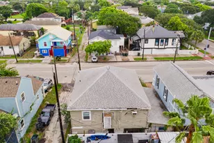 1813 29th St, Galveston, TX 77550 - Photo 15