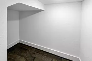 12562 Holly Blue Ln, Houston, TX 77077 - Photo 17