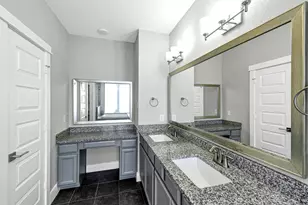 12562 Holly Blue Ln, Houston, TX 77077 - Photo 27