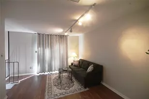 3401 Timmons Ln, Houston, TX 77027 - Photo 7