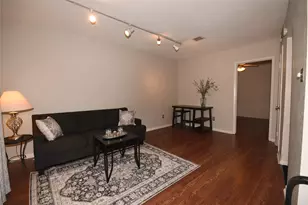 3401 Timmons Ln, Houston, TX 77027 - Photo 3