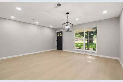 30706 McKinney Drive, Tomball, TX 77375 - Photo 9
