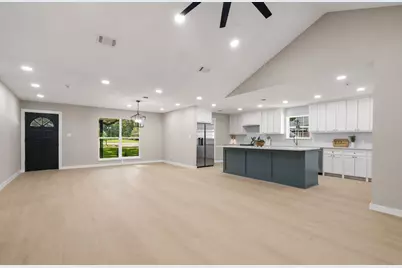 30706 McKinney Drive, Tomball, TX 77375 - Photo 11