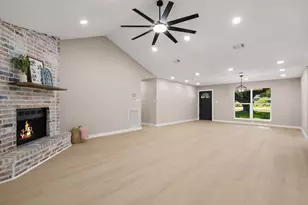 30706 McKinney Dr, Tomball, TX 77375 - Photo 13