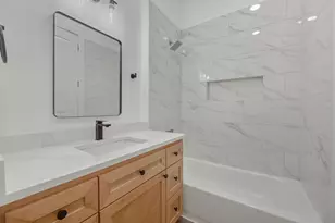 115 Capetown Ln, Conroe, TX 77356 - Photo 9